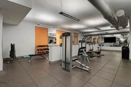 2BR Downtown Elmhurst | Pool, Gym, Kings, Garage