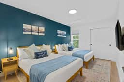 Desert Oasis Townhome | Mountain View, Foosball