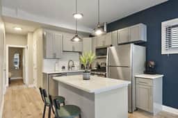 Modern Downtown Lisle 2BR Condo + Parking