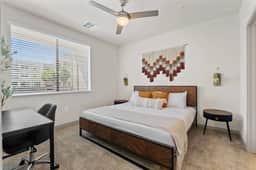 Sleek Desert Oasis | Pool, Gym, Hot Tub, King Bed