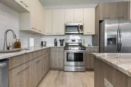 Stylish 2BR | Pool, Pickleball, Gym, Playroom!