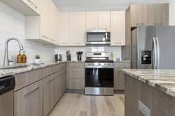 Stylish 2BR Haven | Pool, Free Parking, Gym