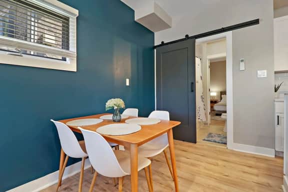 Elegant 1BR | Perfect Location, King Bed, Desk