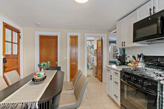 Jungle Oasis 3BR | 2Car Garage, A+ Location