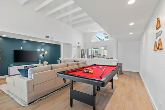 Luxurious Uptown Home | Mountain Views