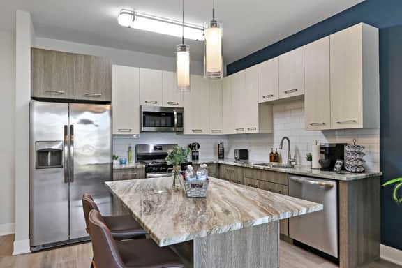 Naperville Getaway | 1BR w/ Pool, Gym & More!