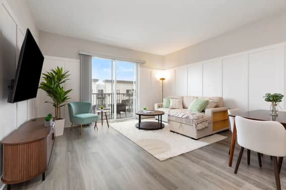Stylish 2BR Haven | Pool, Free Parking, Gym