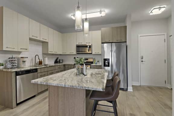 Cozy 2BR Escape | Pool, Gym, Sauna, Pickleball & More!