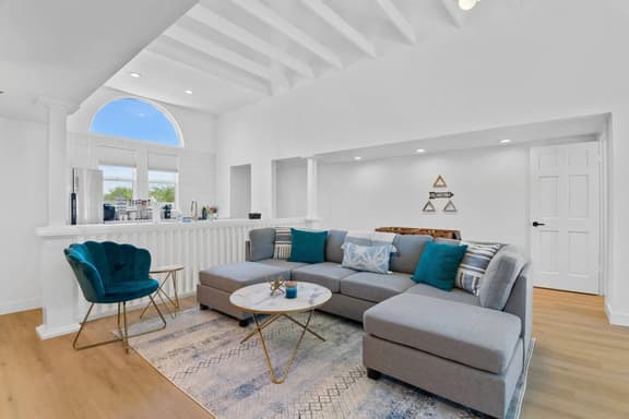 Desert Oasis Townhome | Mountain View, Foosball