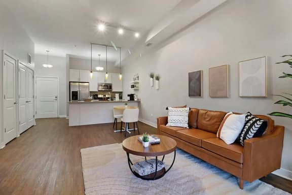 Luxe 1BR DT Elmhurst | Pool, Gym, Garage, King Bed